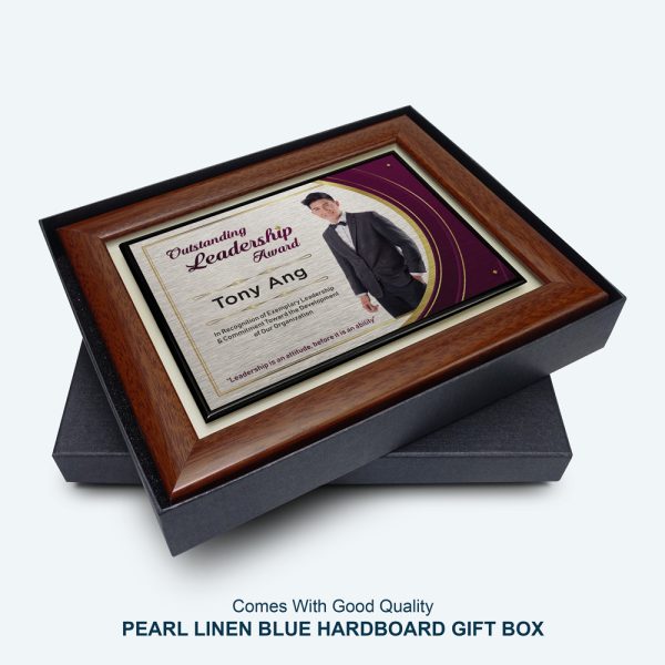 7" X 9" Outstanding Leadership Award - Image 4
