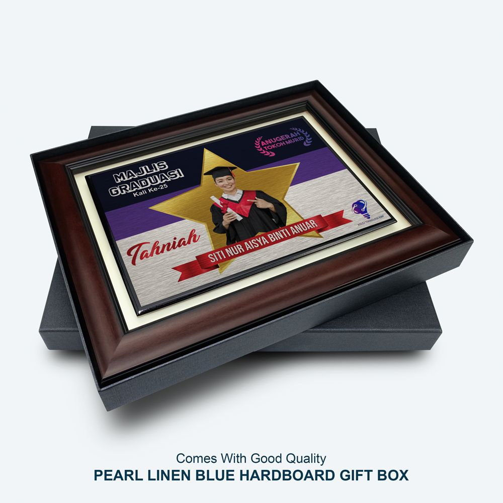 Graduation Plaque, Tamat Pengajian Solid Wood Frame - Image 4