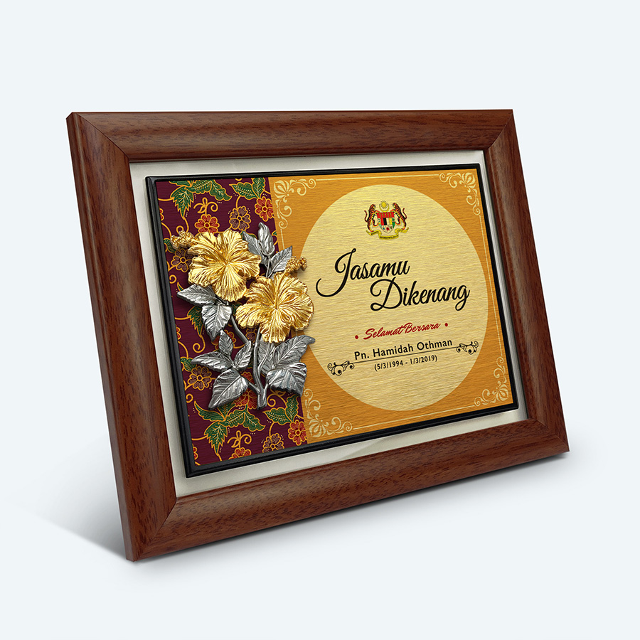 Appreciation Plaque : Pewter Bunga Raya 2 Flowers (Hibiscus with Batik Background) - Image 2