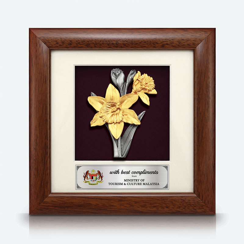 Bingkai Solid dengan Pewter Bersalut Emas – Bunga Narcissus