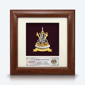 Cenderamata pewter bersalut emas 24K Logo Rasmi Selangor