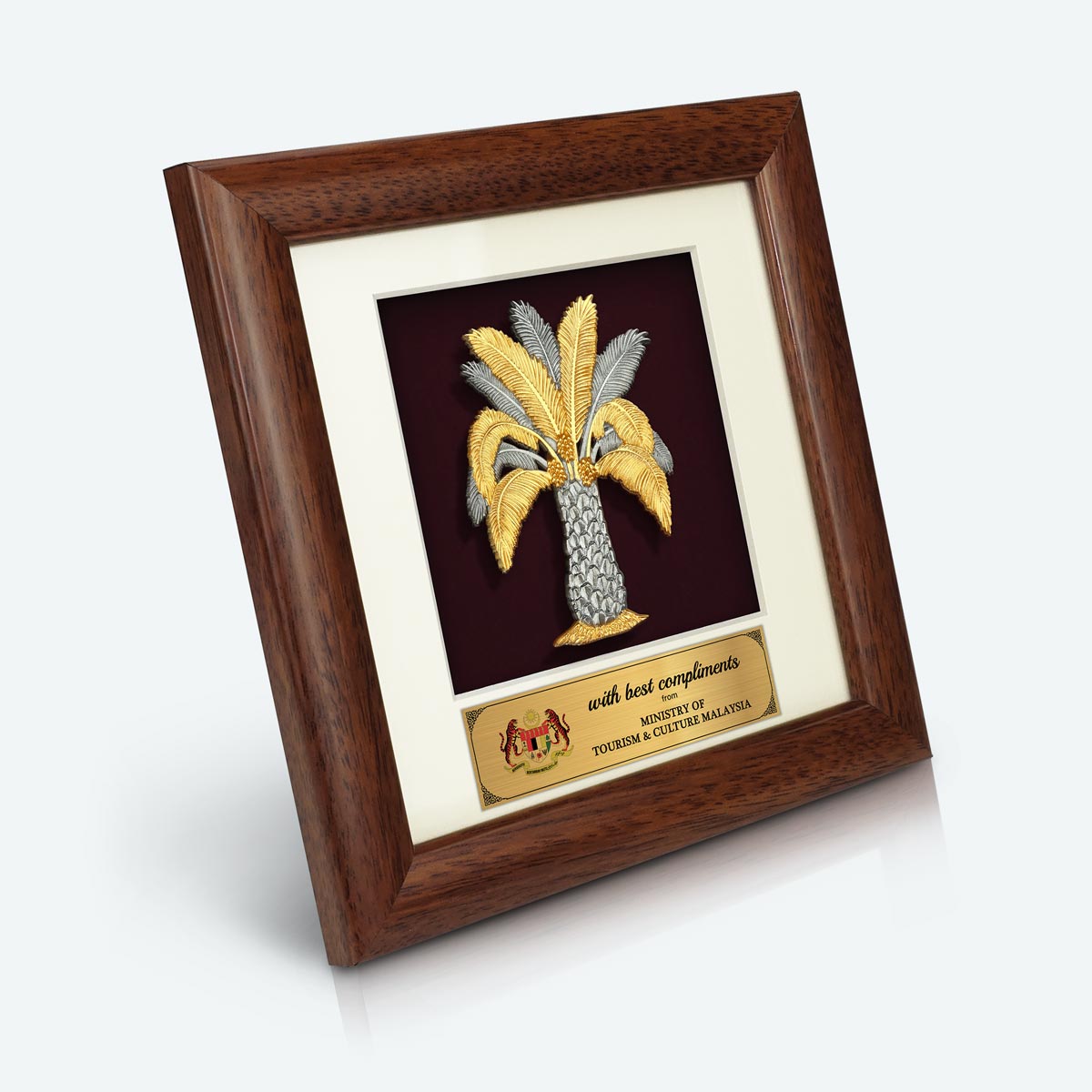 Ukiran pewter Kelapa Sawit premium hadiah korporat