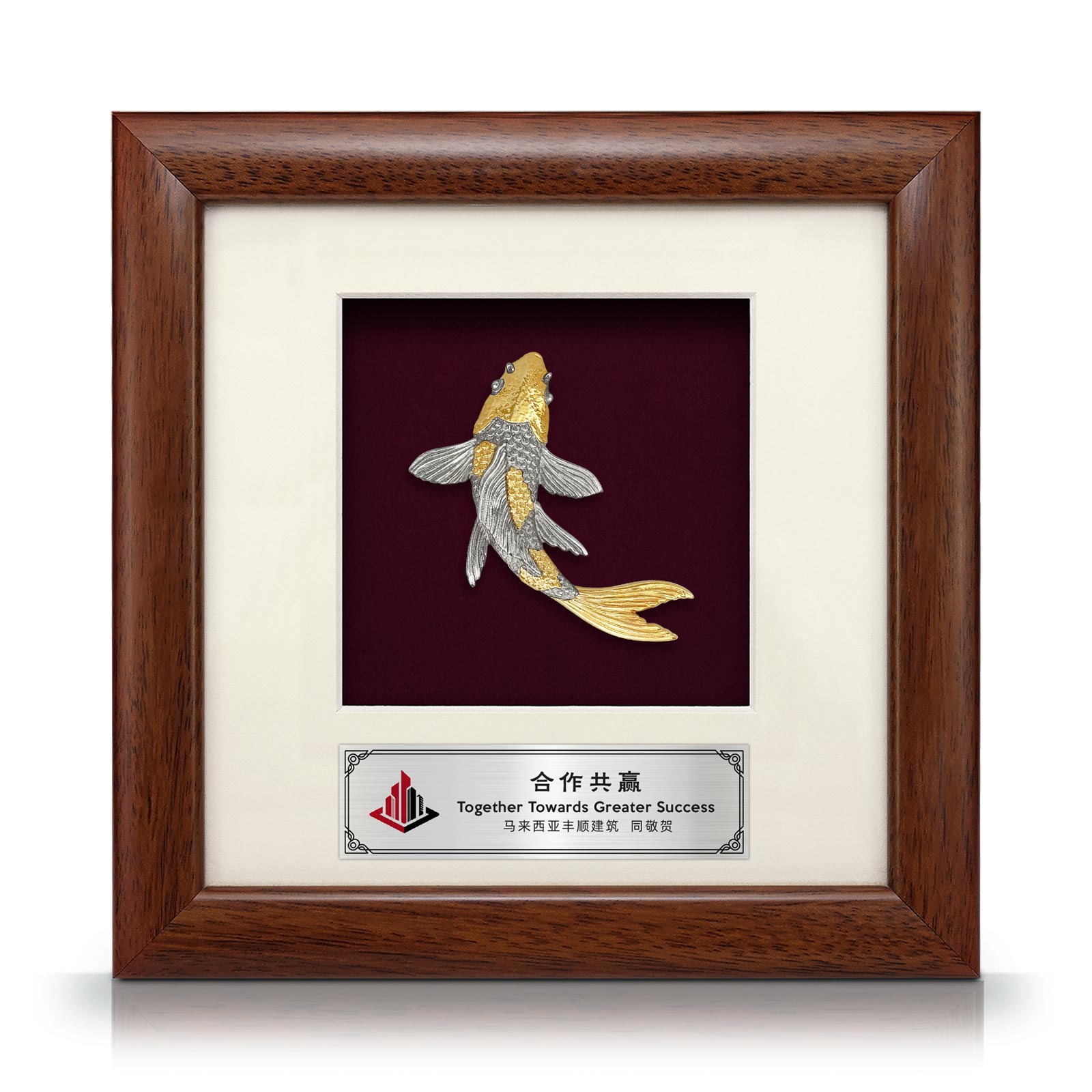 Cenderamata premium pewter ikan koi berlapis emas 24K