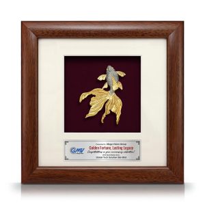 Replika ikan emas pewter emas 24K hadiah korporat eksklusif
