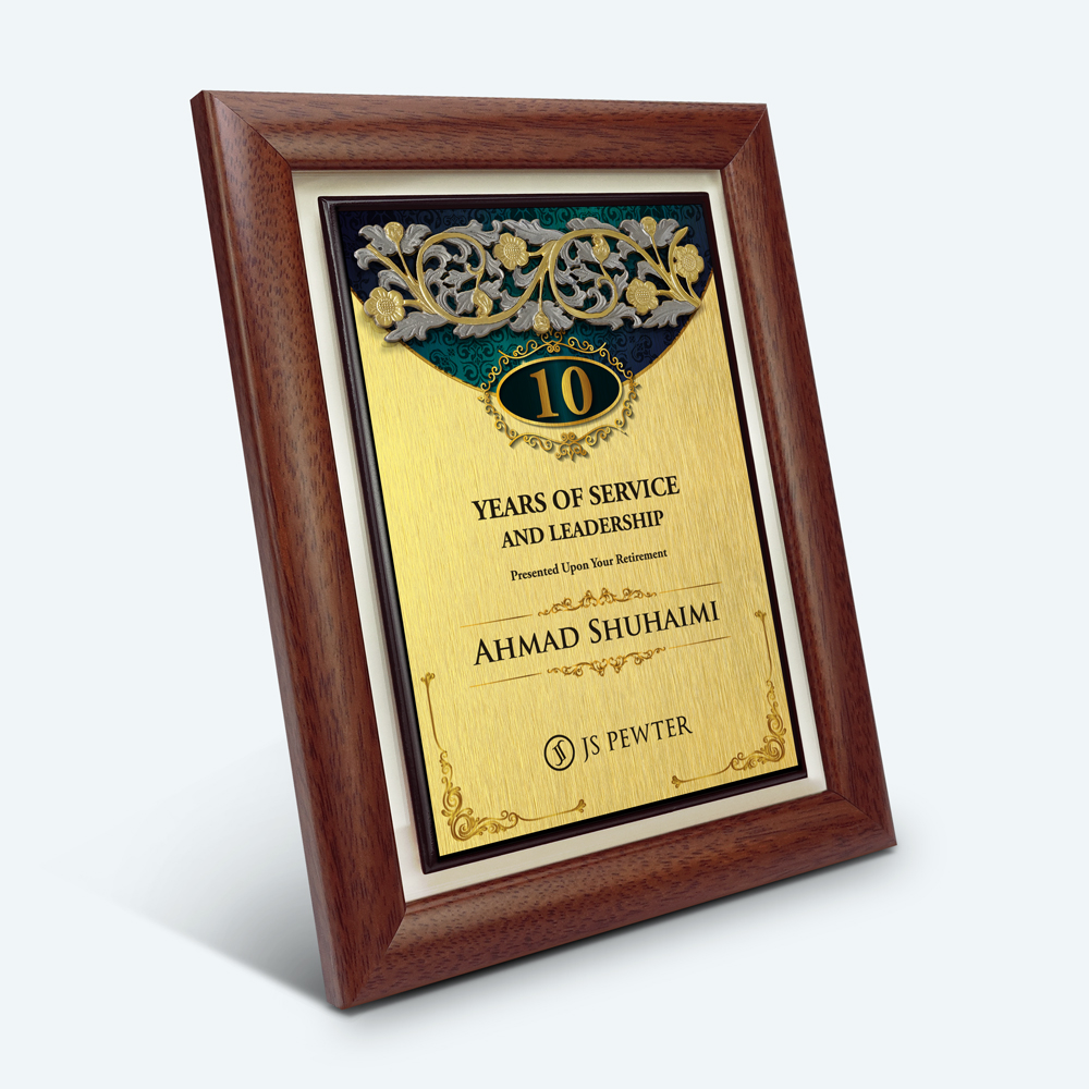 7" x 9" Leadership Award - Pewter Malay Carving Motif - Image 3