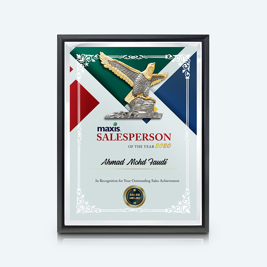 6.5" x 8.5" Crystal Wood Plaque with Gold Plated Pewter : Eagle