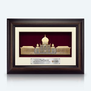 11" x 15.5" VIP Frame with Gold Plated Pewter : Malaysia Landmark