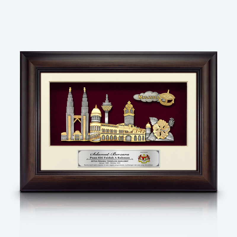8.5" x 12" VIP Frame with Gold Plated Pewter : Malaysia Landmark