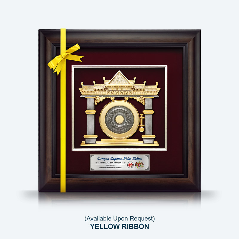 16" x 16" VIP Frame with Gold Plated Pewter : Gong - Image 2