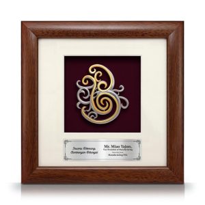 8” x 8” Bingkai Solid Bersadur Pewter Saduran Emas – Motif Budaya Sarawak