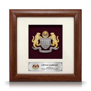 8” x 8” Bingkai Solid Bersadur Pewter Saduran Emas – Jata Negara Logo Malaysia